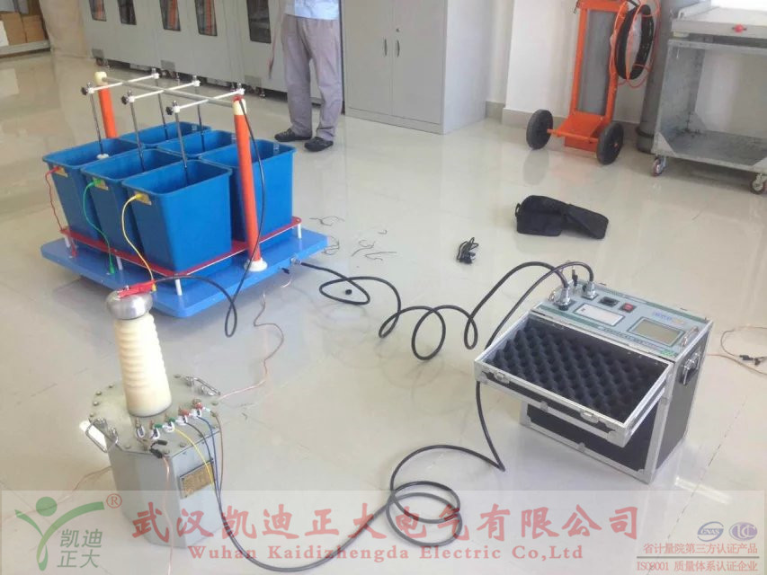 1484302167366767.jpg 绝缘手套靴耐压试验装置_副本.jpg